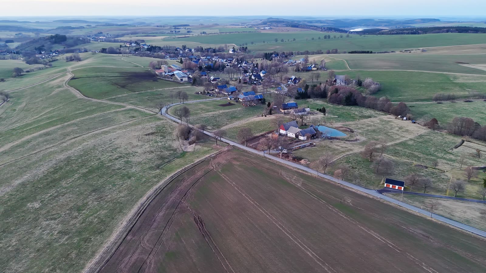 Drohnenaufnahme Hof